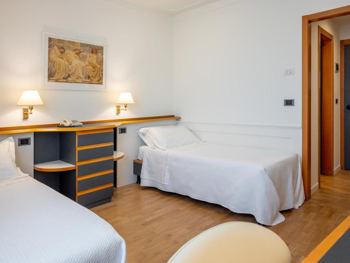 Mirabella Hotel Mirabella Eclano エクステリア 写真
