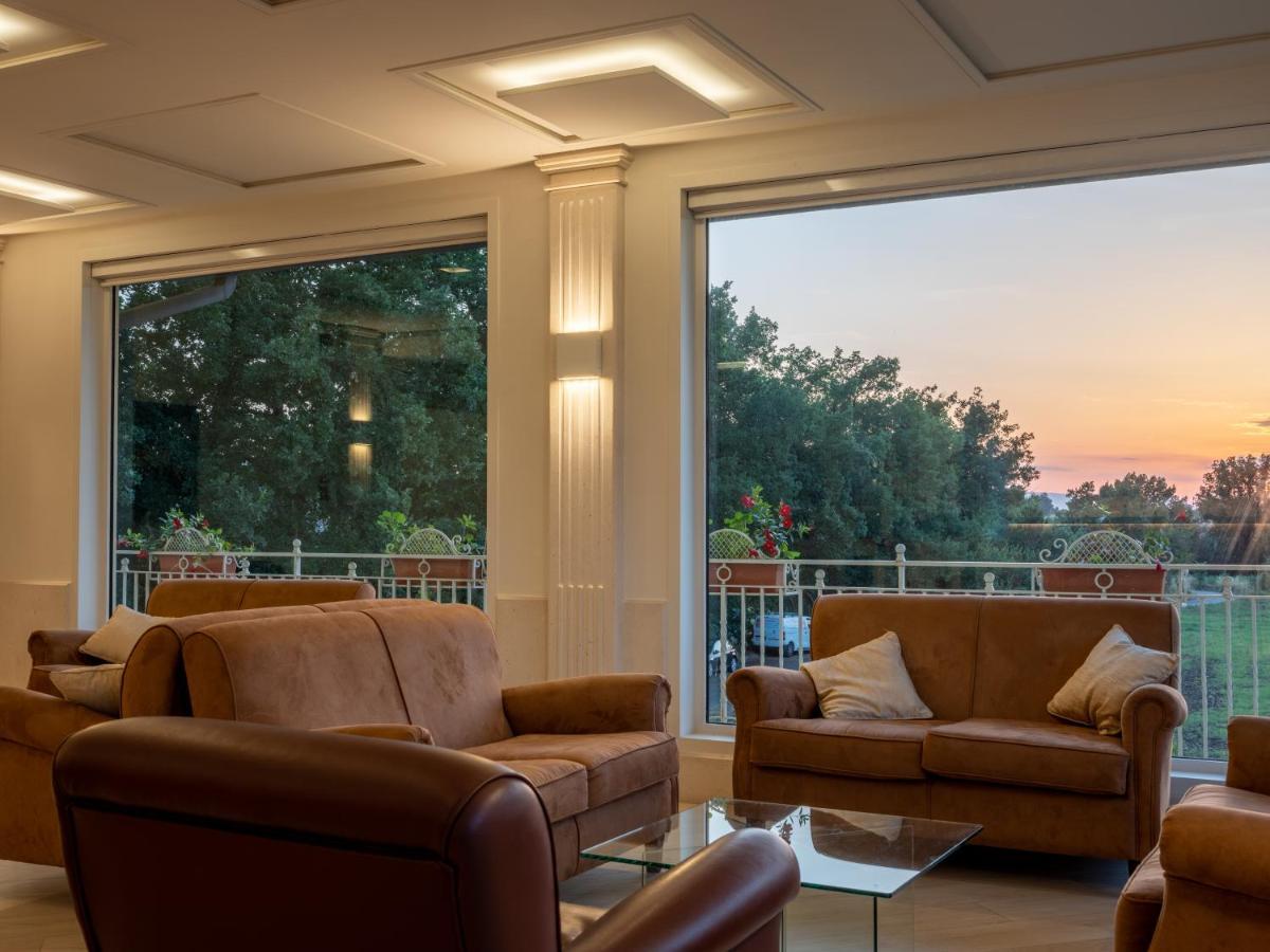 Mirabella Hotel Mirabella Eclano エクステリア 写真