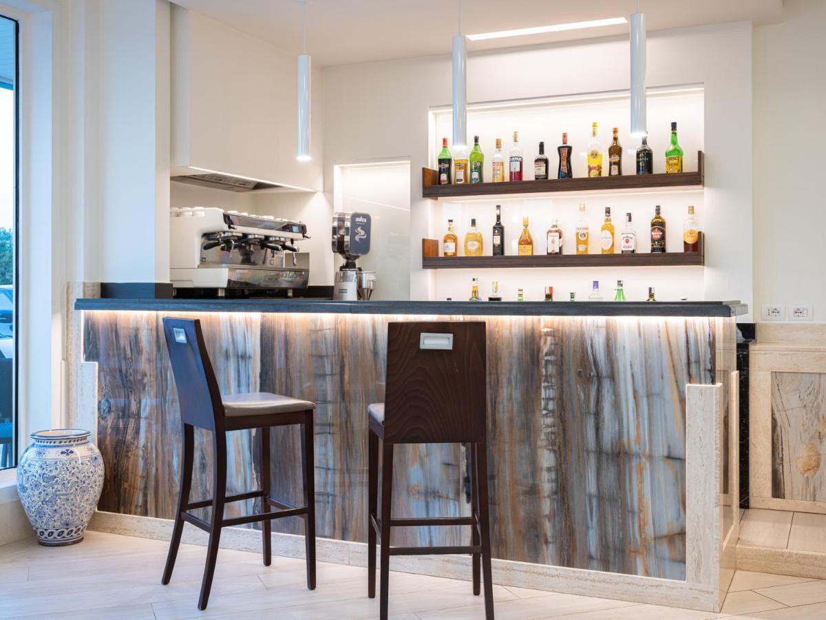 Mirabella Hotel Mirabella Eclano エクステリア 写真